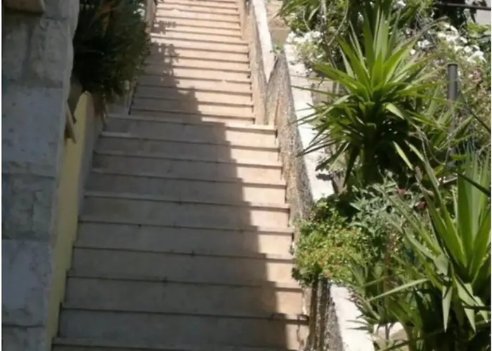 Romantic Stone-